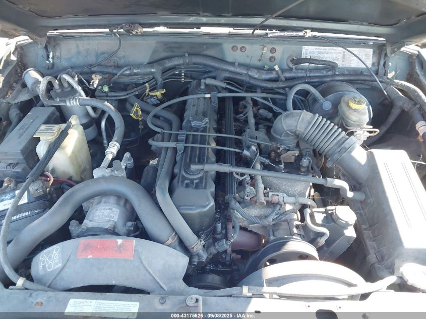 2000 Jeep Cherokee Sport VIN: 1J4FF48S9YL267146 Lot: 43175626