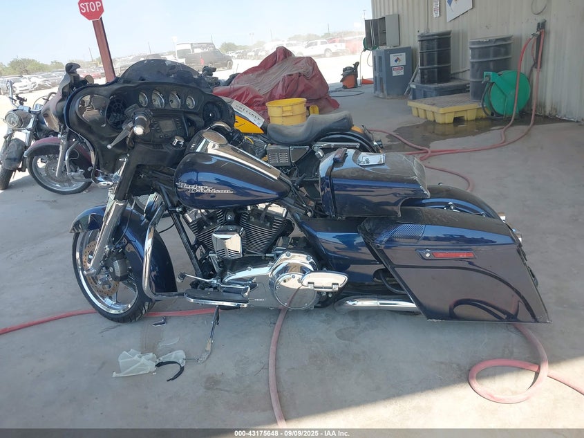 2014 Harley-Davidson Flhx Street Glide VIN: 1HD1KBM3XEB621139 Lot: 43175648