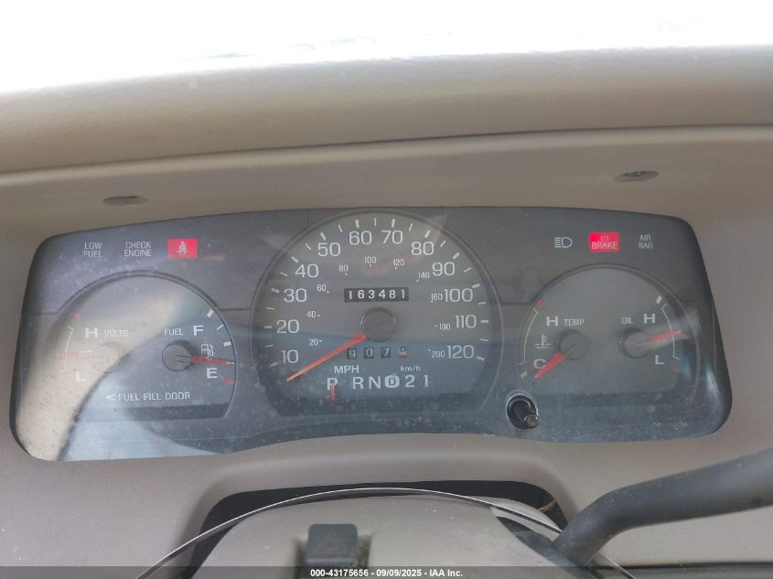 2004 Mercury Grand Marquis Gs VIN: 2MEFM74W44X683297 Lot: 43175656