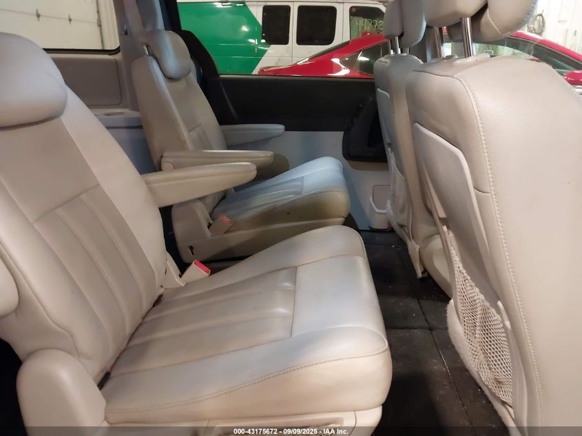 2010 Dodge Grand Caravan Sxt VIN: 2D4RN5DXXAR252457 Lot: 43175672