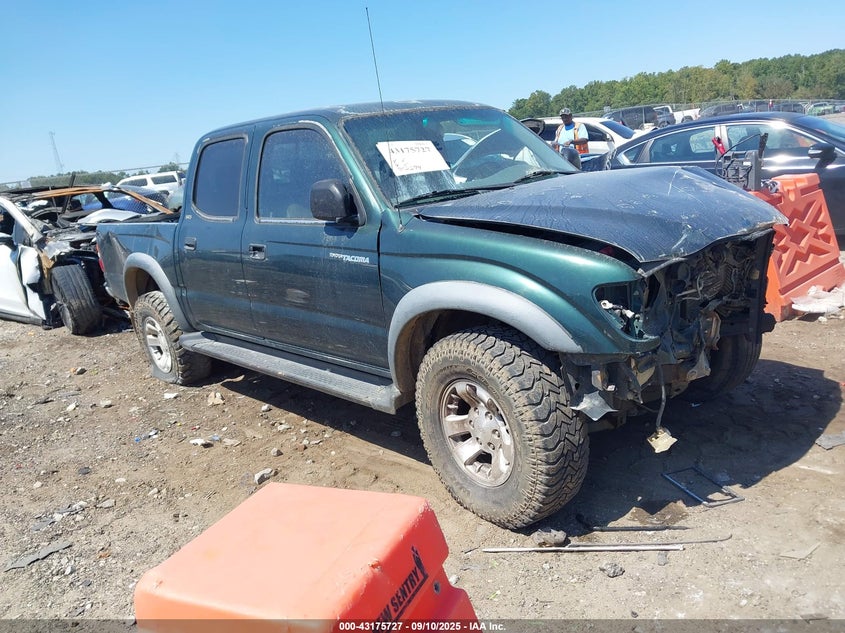 5TEHN72N71Z801905 2001 TOYOTA TACOMA photo no. 2