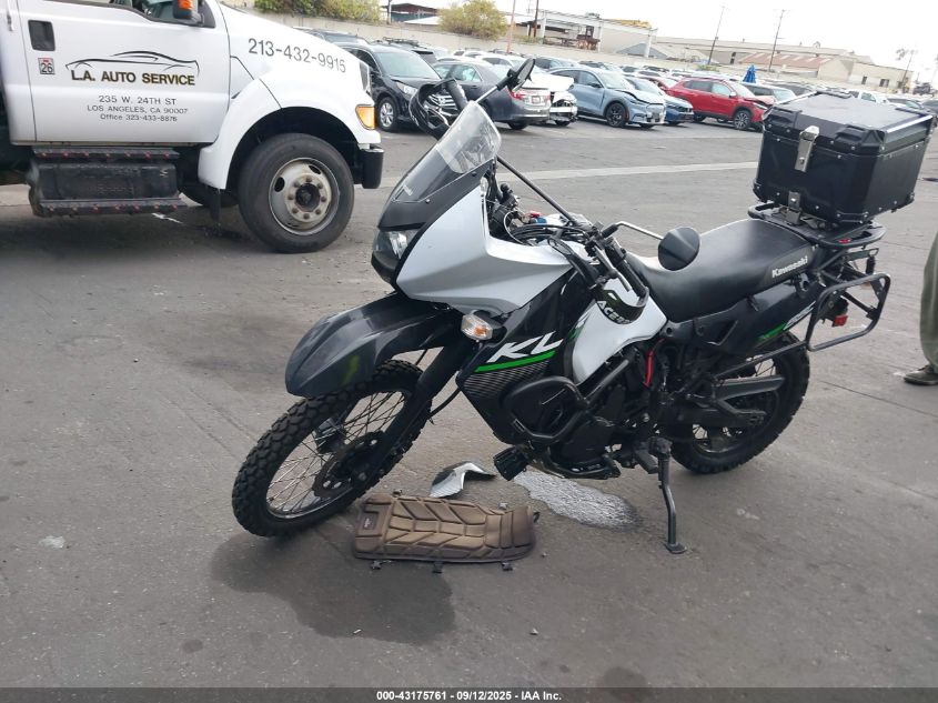 2015 Kawasaki Kl650 E white enduro_bike gasoline JKAKLEE10FDA81921 photo #3