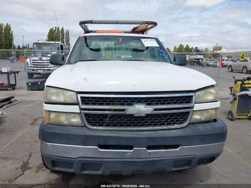 2006 Chevrolet Silverado 2500Hd Work Truck VIN: 1GCHC24U56E172684 Lot: 43175778