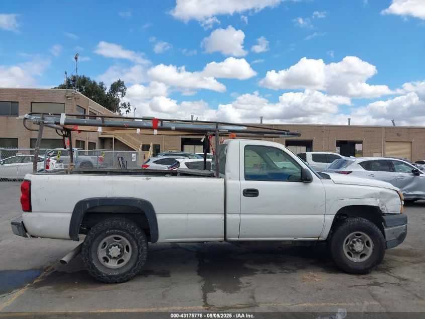 2006 Chevrolet Silverado 2500Hd Work Truck VIN: 1GCHC24U56E172684 Lot: 43175778