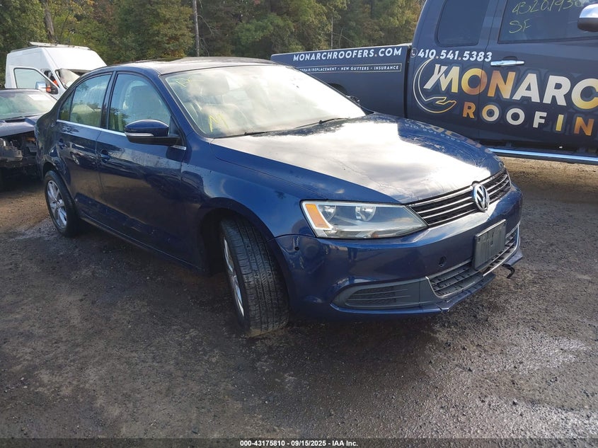 2013 VOLKSWAGEN JETTA 2.5L SE - 3VWDP7AJ4DM379002