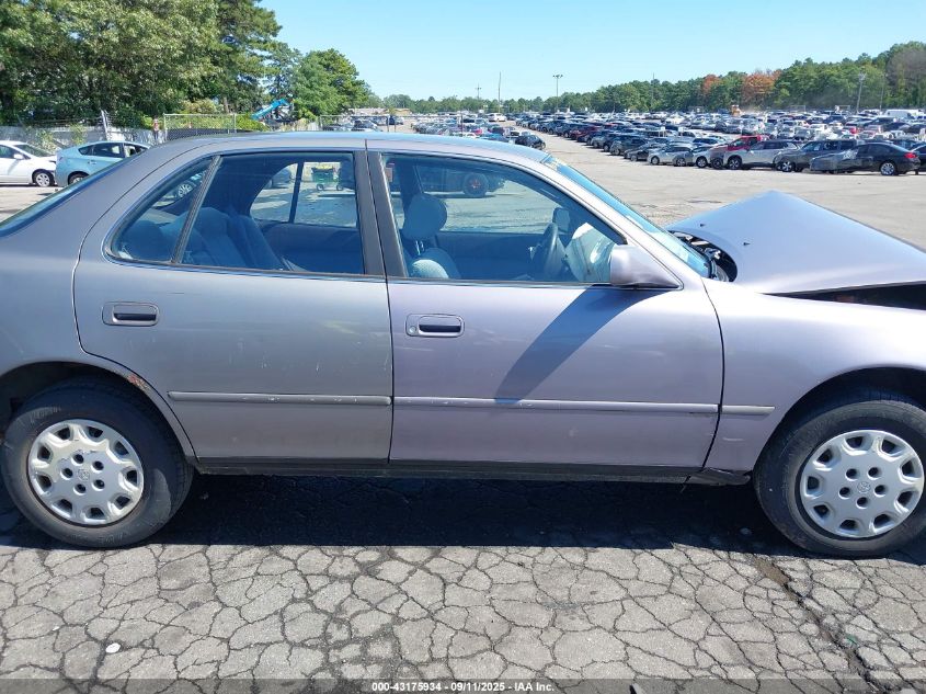 1995 Toyota Camry Le VIN: 4T1SK12E8SU566092 Lot: 43175934