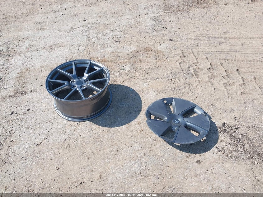 2021 Tesla Model 3 Standard Range Plus Rear-Wheel Drive VIN: 5YJ3E1EA7MF096240 Lot: 43175987