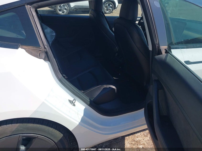 2021 Tesla Model 3 Standard Range Plus Rear-Wheel Drive VIN: 5YJ3E1EA7MF096240 Lot: 43175987