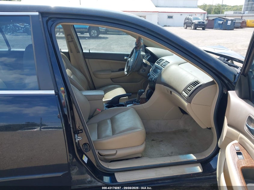1HGCM56897A049893 2007 HONDA ACCORD photo no. 5