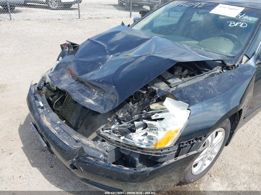 1HGCM56897A049893 2007 HONDA ACCORD photo no. 6