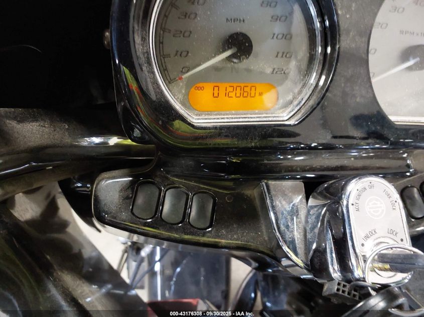 2016 Harley-Davidson Fltrxs Road Glide Special VIN: 1HD1KTM16GB675898 Lot: 43176308