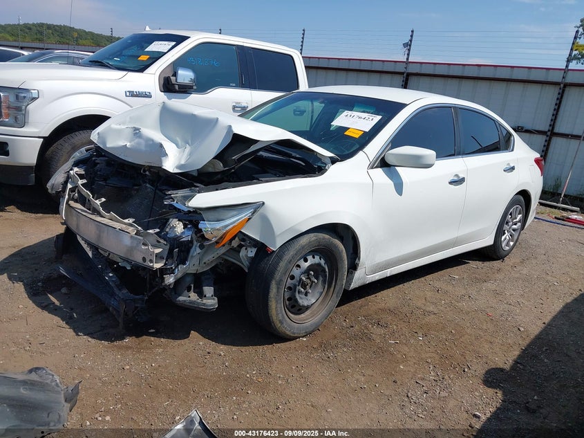 1N4AL3AP7JC128847 2018 NISSAN ALTIMA photo no. 2