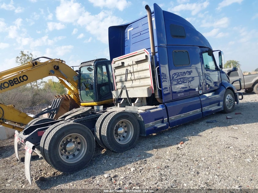 4V4NC9EH9LN255130 2020 VOLVO  photo no. 4