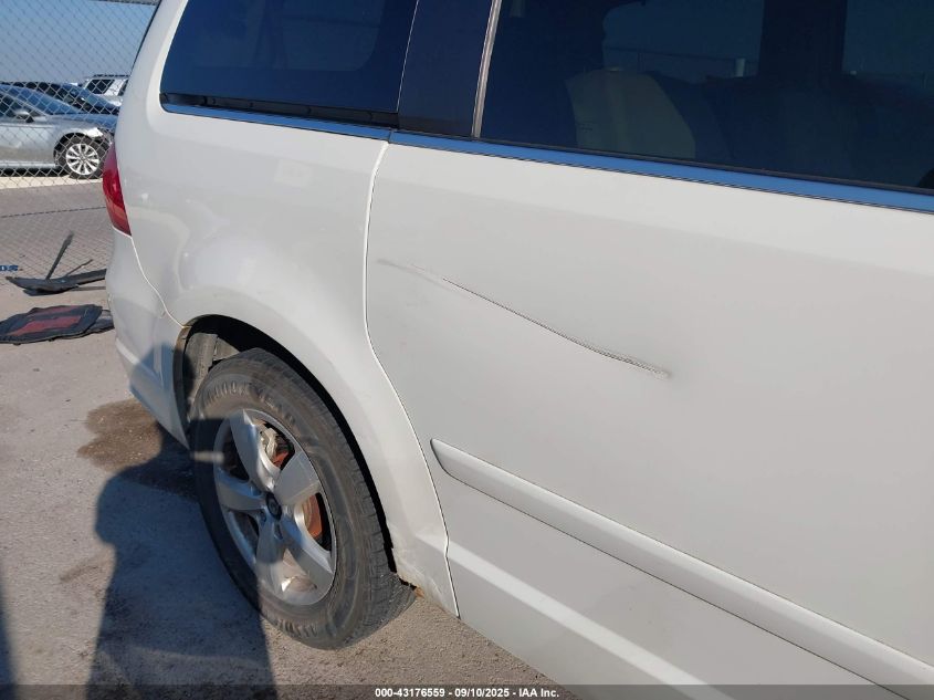 2010 Volkswagen Routan Se VIN: 2V4RW3D17AR171304 Lot: 43176559