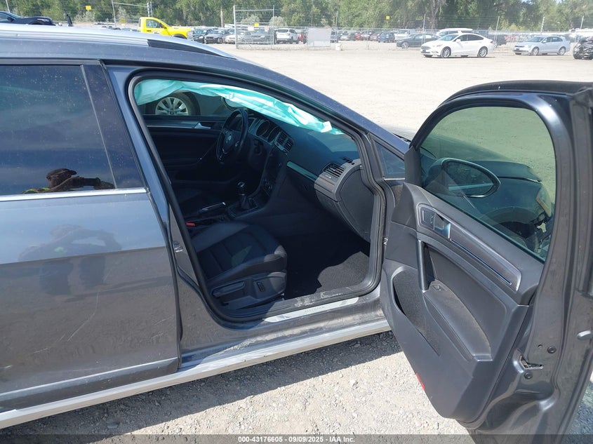 2019 VOLKSWAGEN GOLF ALLTRACK S/SE/SEL - 3VWM17AU8KM511185