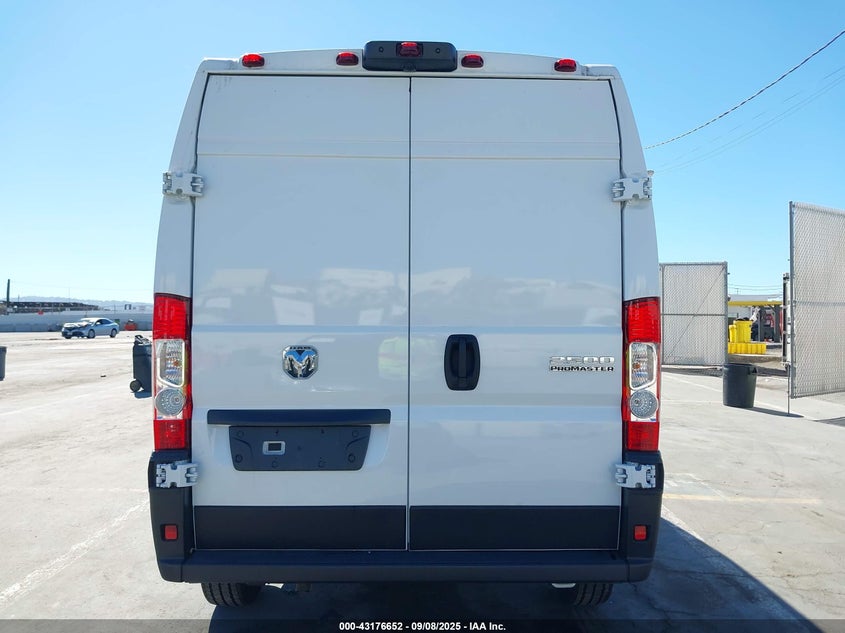 2025 Ram Promaster 2500 Tradesman High Roof 159 Wb W/Pass Seat VIN: 3C6LRVDG4SE527404 Lot: 43176652