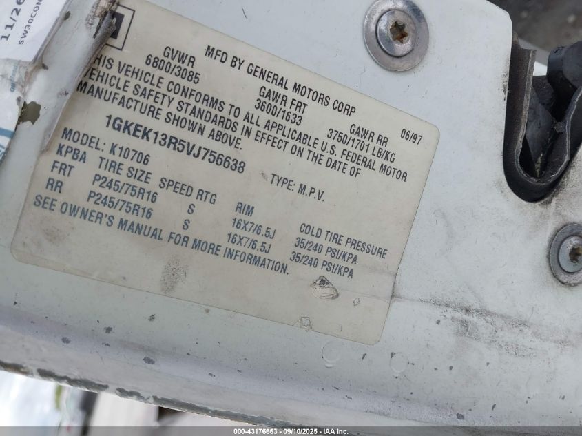 1997 GMC Yukon Sle VIN: 1GKEK13R5VJ756638 Lot: 43176663