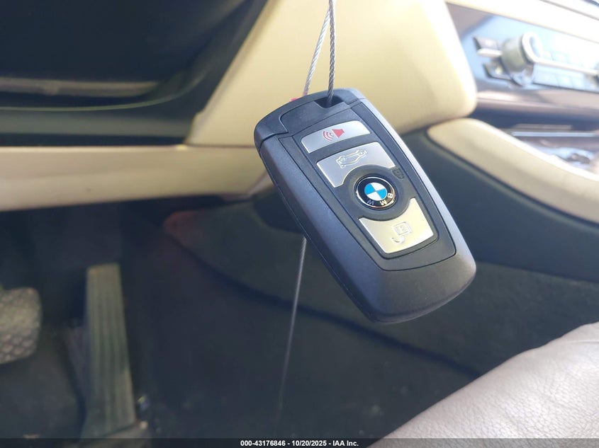 2013 BMW 528I XDRIVE - WBAXH5C58DD111869