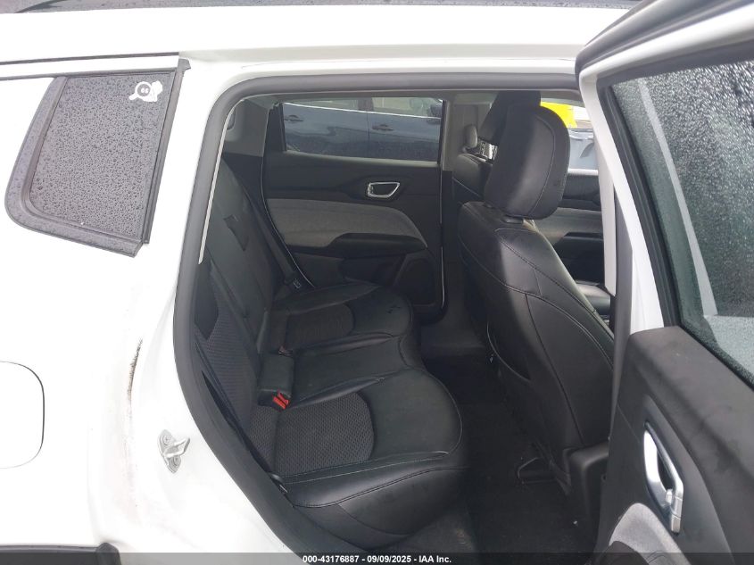 2022 Jeep Compass Latitude 4X4 VIN: 3C4NJDBB3NT130597 Lot: 43176887