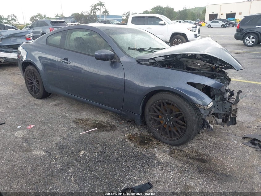 INFINITI G37 JOURNEY