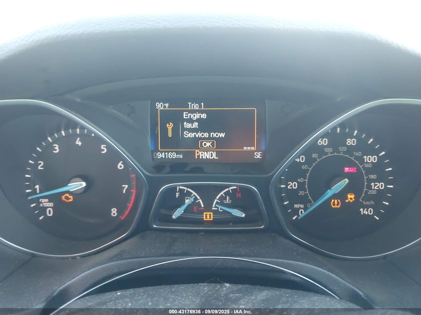 2015 FORD FOCUS SE - 1FADP3F24FL250085