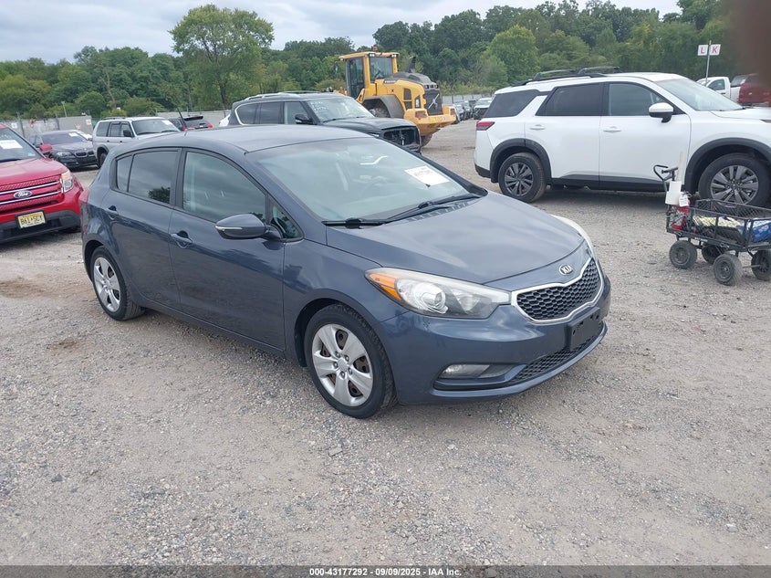 2016 KIA FORTE LX - KNAFK5A81G5630657