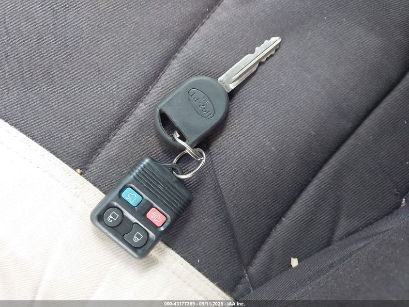 2007 Ford Mustang V6 Deluxe/V6 Premium VIN: 1ZVFT80N175311720 Lot: 43177359