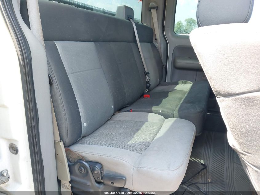 2005 Ford F-150 Stx/Xl/Xlt VIN: 1FTRX12W85FA32256 Lot: 43177658