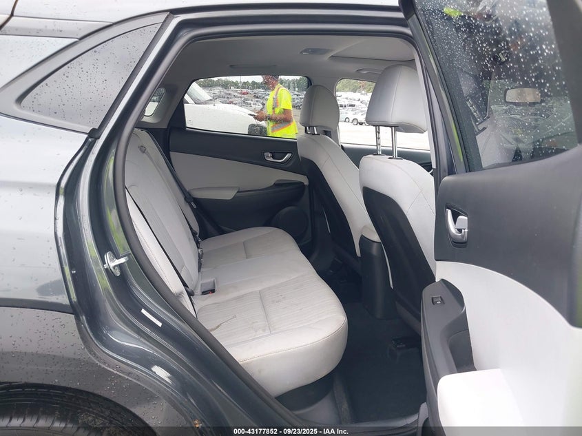 2022 HYUNDAI KONA SEL - KM8K3CAB7NU858451