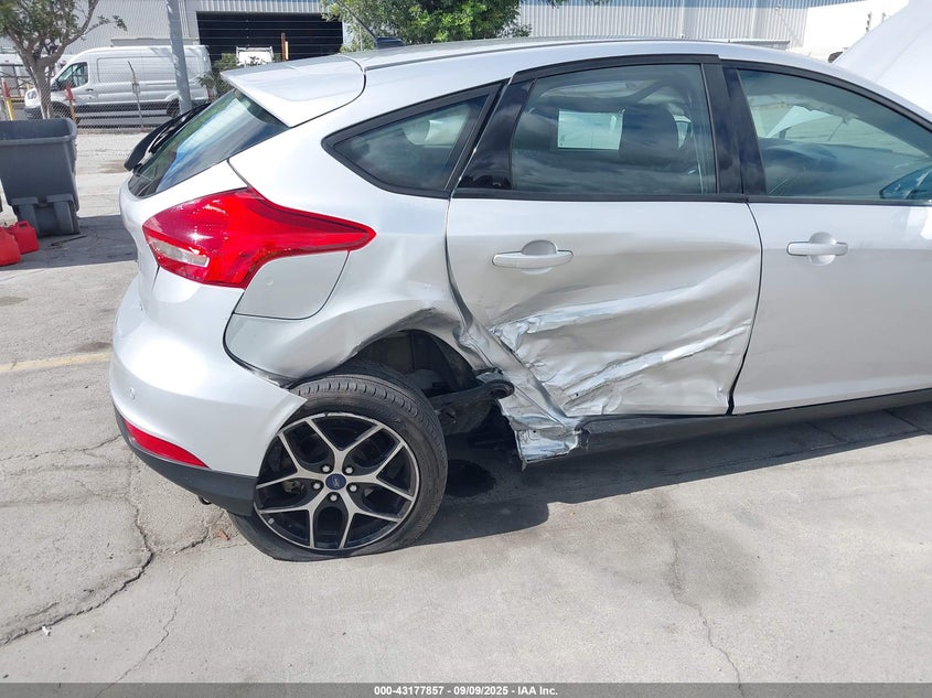 2017 FORD FOCUS SEL - 1FADP3M21HL225070