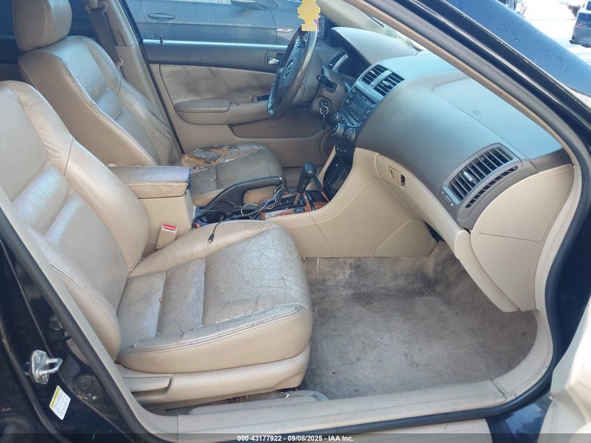 1HGCM56603A124098 2003 HONDA ACCORD photo no. 5