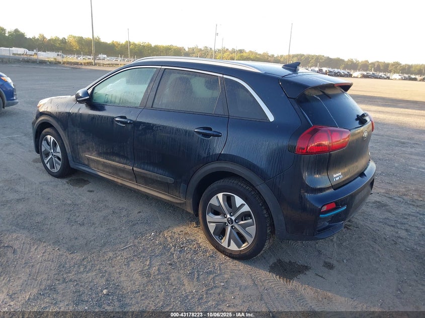 2021 KIA NIRO EV EX KNDCC3LGXM5102588