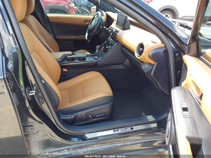 2023 LEXUS IS 300 - JTHDA1D21P5124550