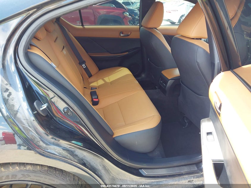 2023 LEXUS IS 300 - JTHDA1D21P5124550