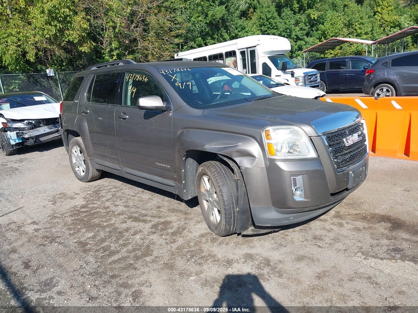 GMC TERRAIN SLE-2