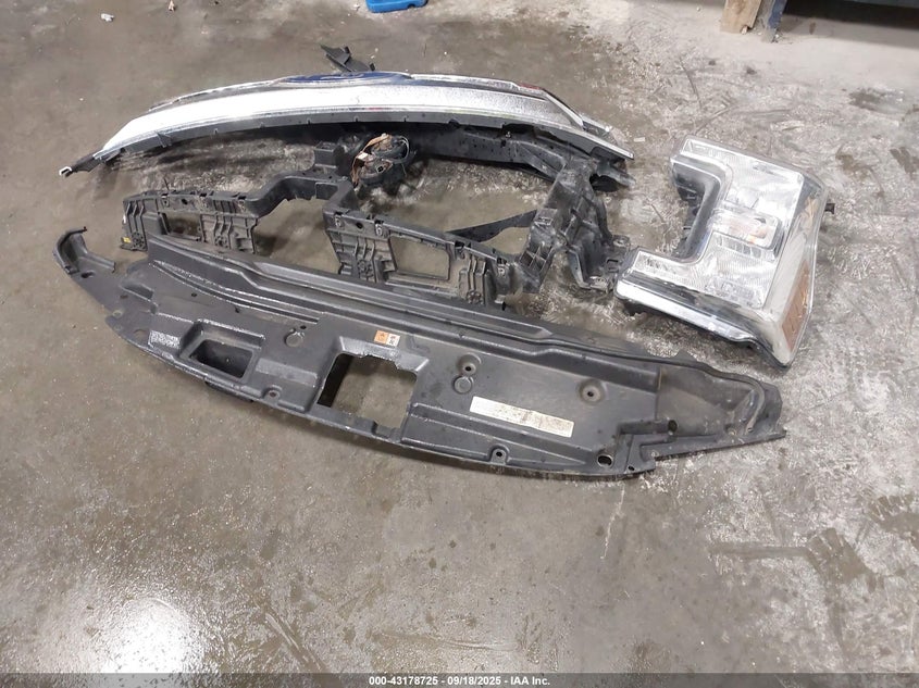 2018 Ford F-350 Xl VIN: 1FT8W3BT3JEB24682 Lot: 43178725