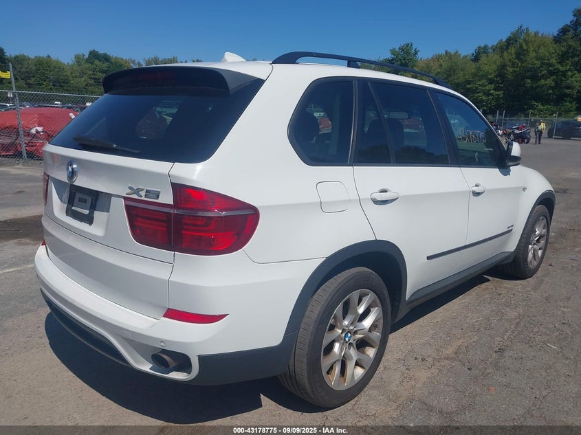 5UXZV4C57CL747281 2012 BMW X5 photo no. 4