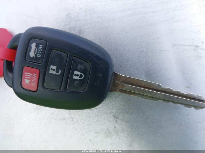 2018 TOYOTA COROLLA L/LE/XLE/SE/XSE - 5YFBURHE5JP813892