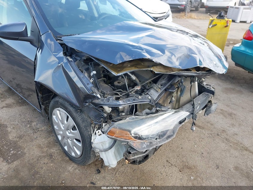 2018 TOYOTA COROLLA L/LE/XLE/SE/XSE - 5YFBURHE5JP813892