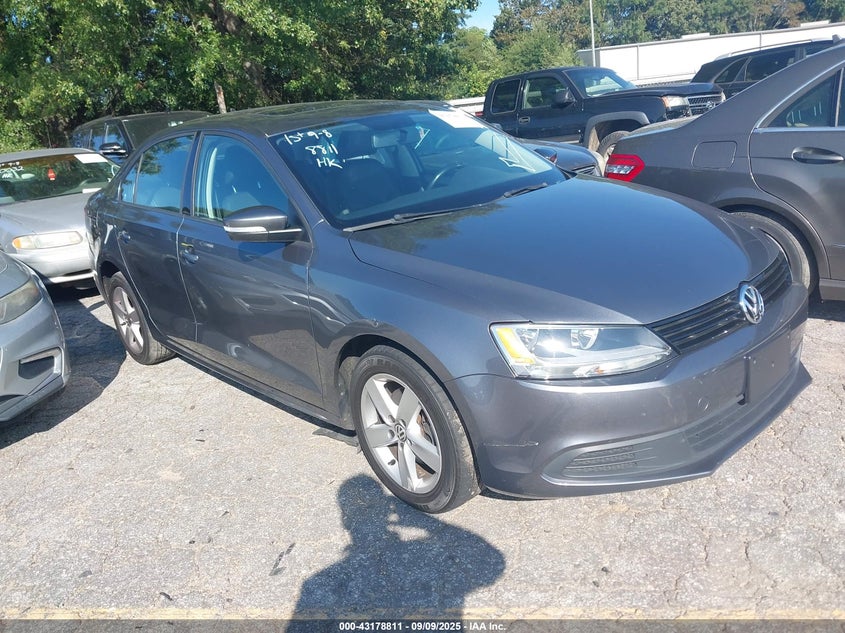 3VWLL7AJ0BM071815 2011 Volkswagen Jetta 2.0L Tdi auction photo 1