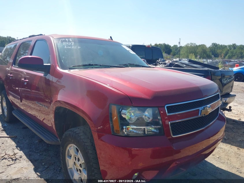 1GNSCJE02DR268622 2013 Chevrolet Suburban 1500 Lt auction photo 1