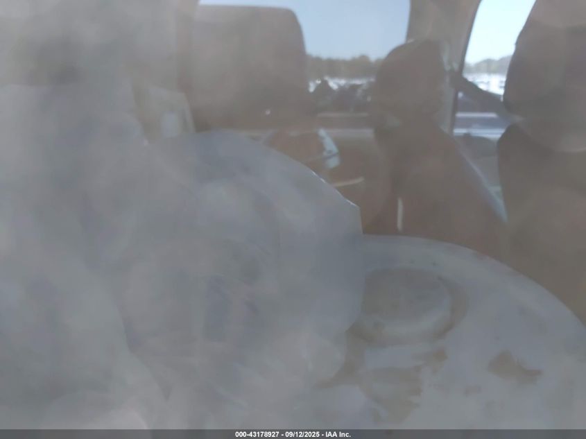 2013 Chevrolet Suburban 1500 Lt VIN: 1GNSCJE02DR268622 Lot: 43178927