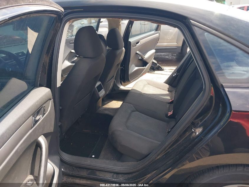 2012 Volkswagen Passat 2.5L S VIN: 1VWAH7A31CC030333 Lot: 43178936