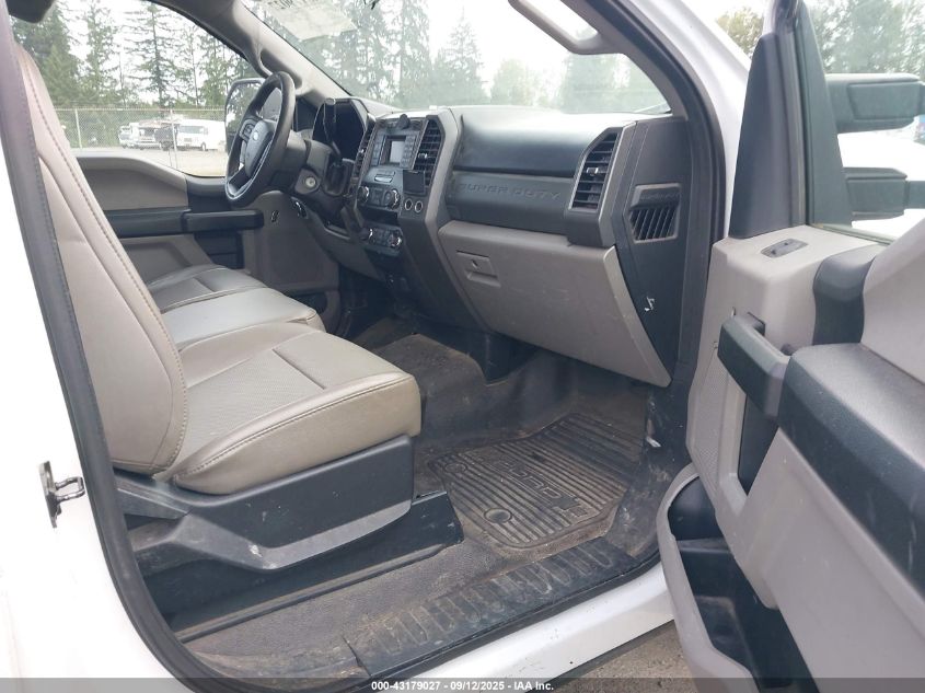 2019 Ford F-350 Chassis Xl VIN: 1FDRF3GT4KEG42262 Lot: 43179027