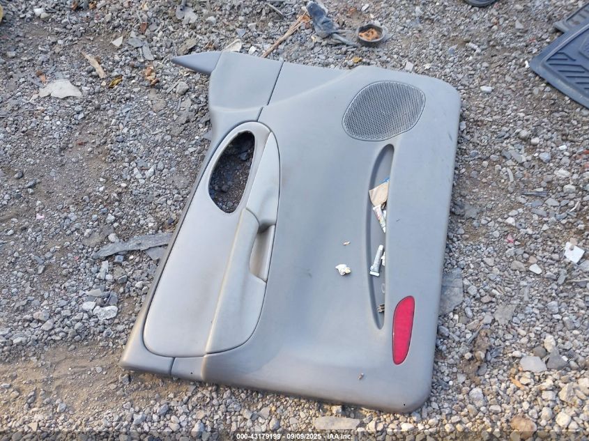 2008 Chevrolet Trailblazer Lt VIN: 1GNDT13S282154101 Lot: 43179199