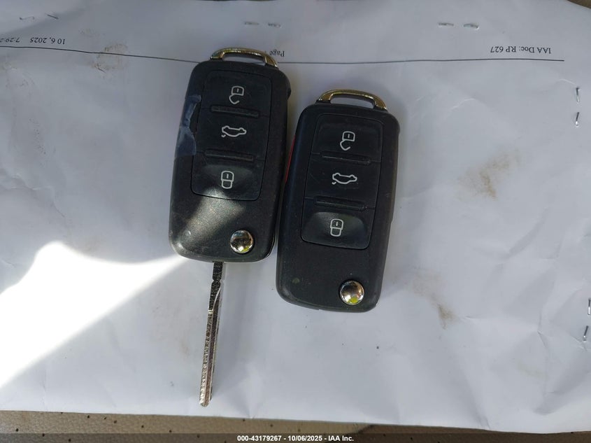 VIN 3VWJ17AT5HM615149 2017 VOLKSWAGEN BEETLE 1.8T SE/1.8T SEL