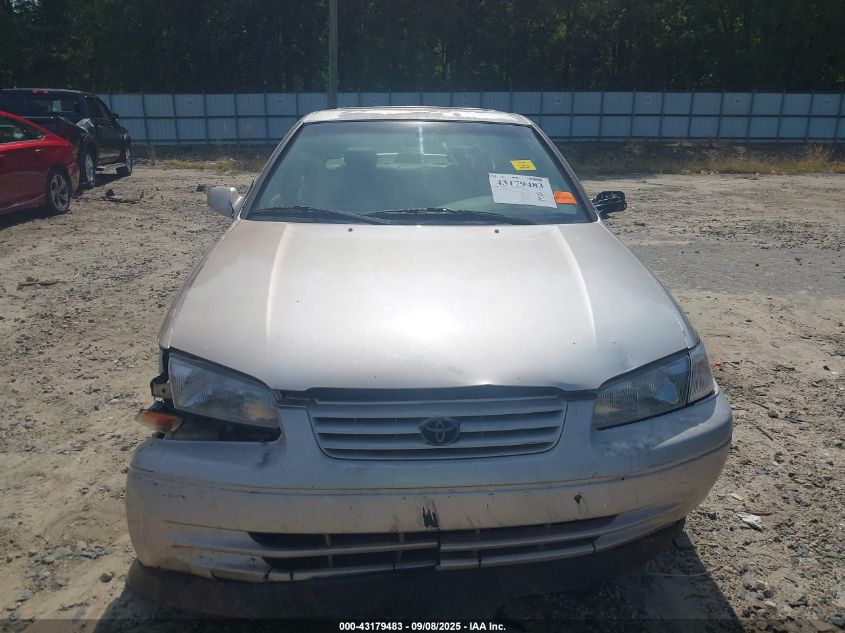 1999 Toyota Camry Le VIN: 4T1BG22K1XU406852 Lot: 43179483