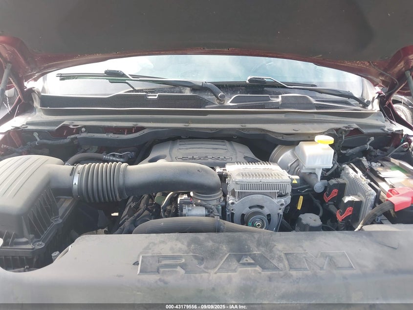 2020 Ram 1500 Laramie 4X4 5'7 Box VIN: 1C6SRFJT4LN365581 Lot: 43179556