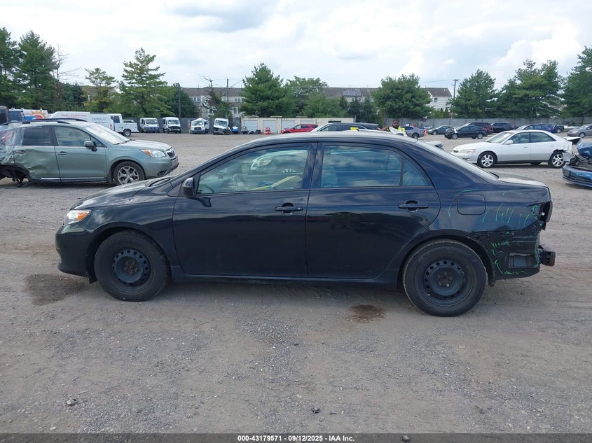 2010 Toyota Corolla Le VIN: JTDBU4EE3AJ080611 Lot: 43179571