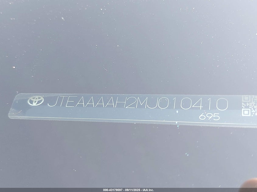 2021 TOYOTA VENZA LIMITED JTEAAAAH2MJ010410